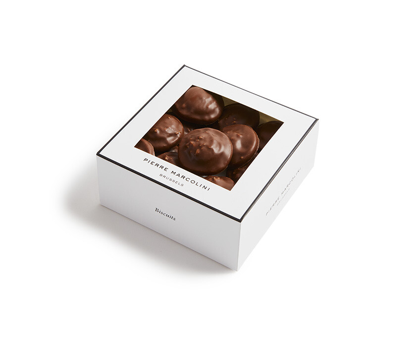 Box of crunchy hazelnut Biscuit