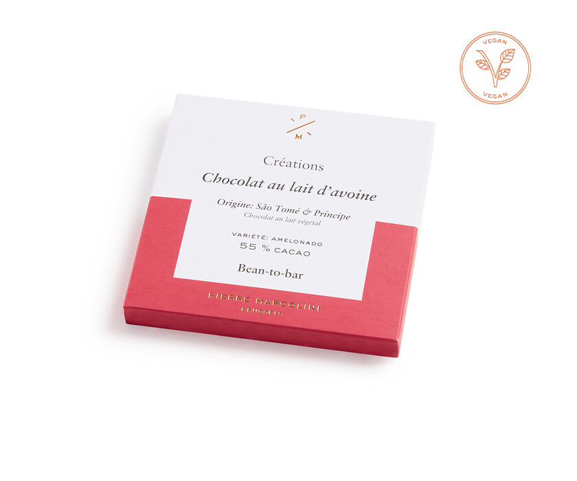 Vegan oat milk chocolate tablet 