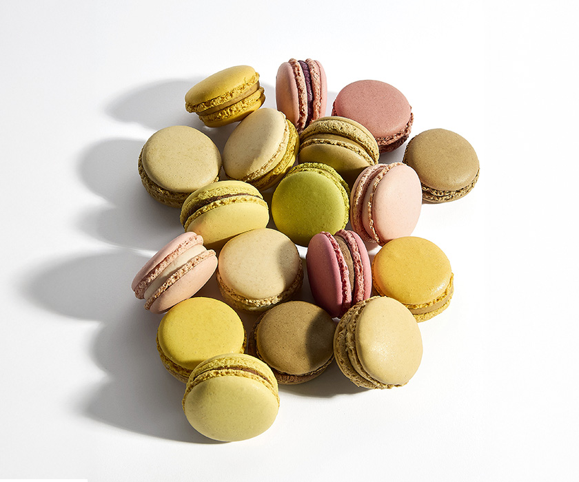 Coffret 24 macarons mes escales au japon  pierre marcolini