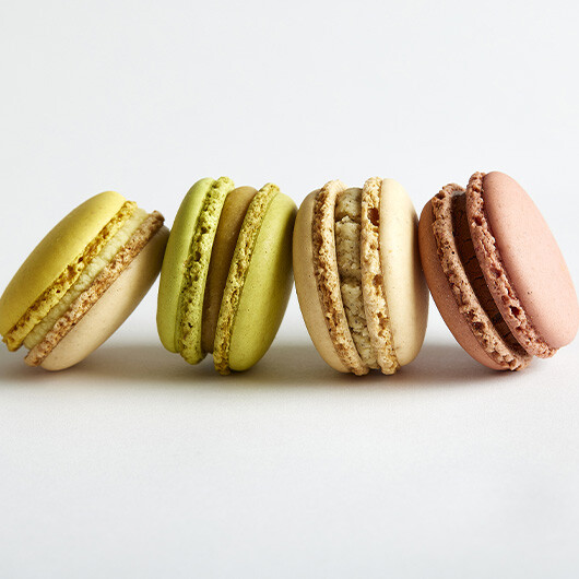 Macaron8-BanDesk